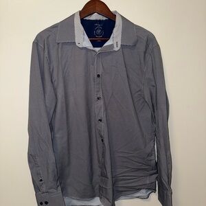 Elegant Men's Gray Dress Shirt